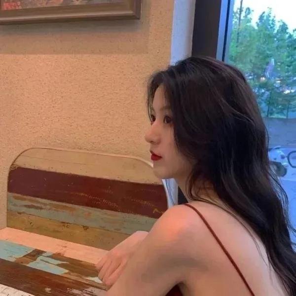 佳丽村三姊妹